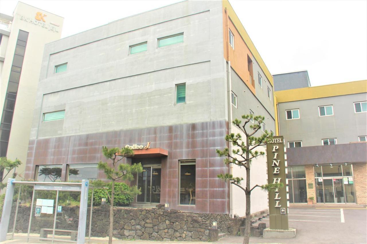 Pinehill Hotel Jeju Exterior photo